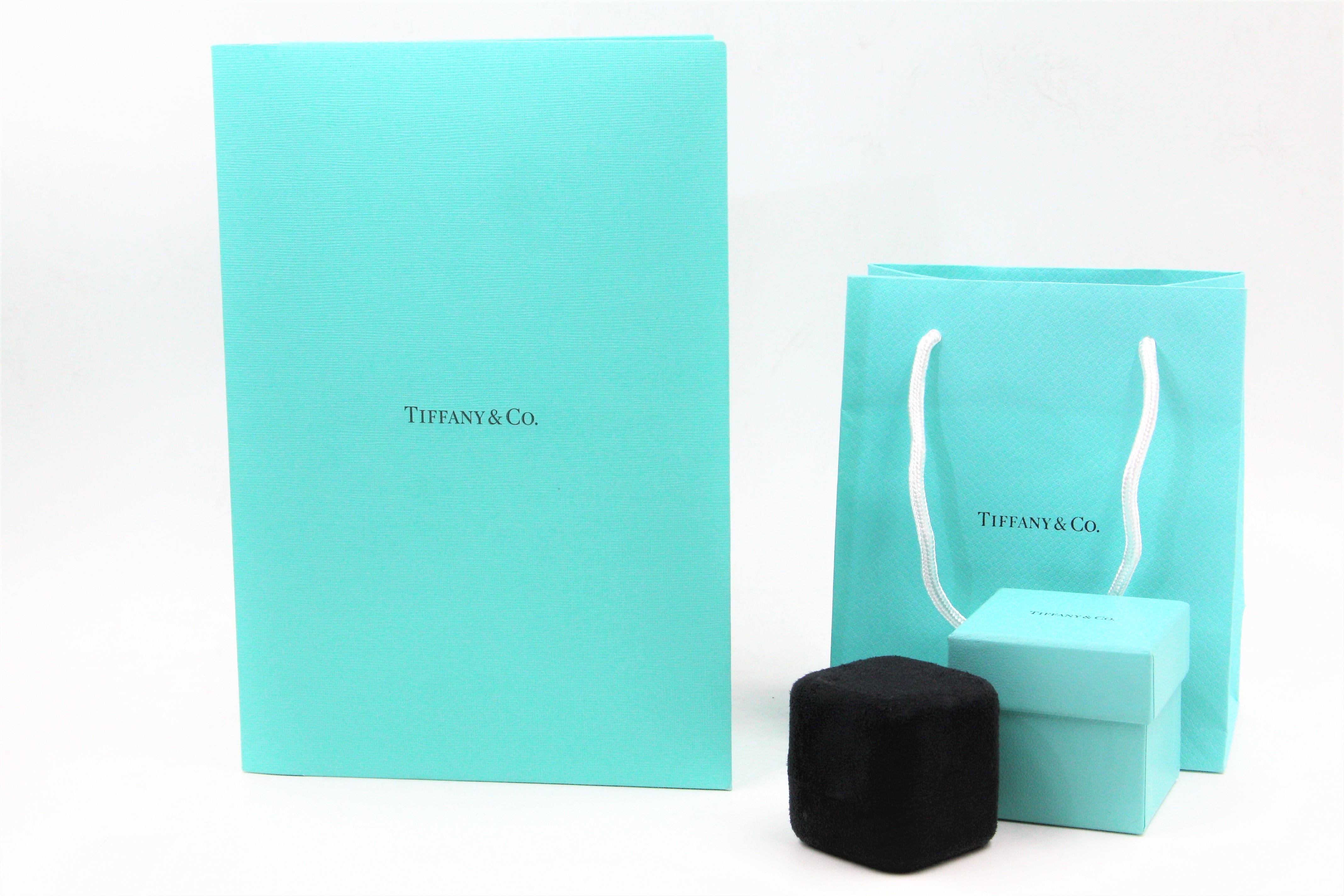 Tiffany & Co. Platinum Diamond Engagement Ring 0.83 Carat, SI1, H For Sale 4