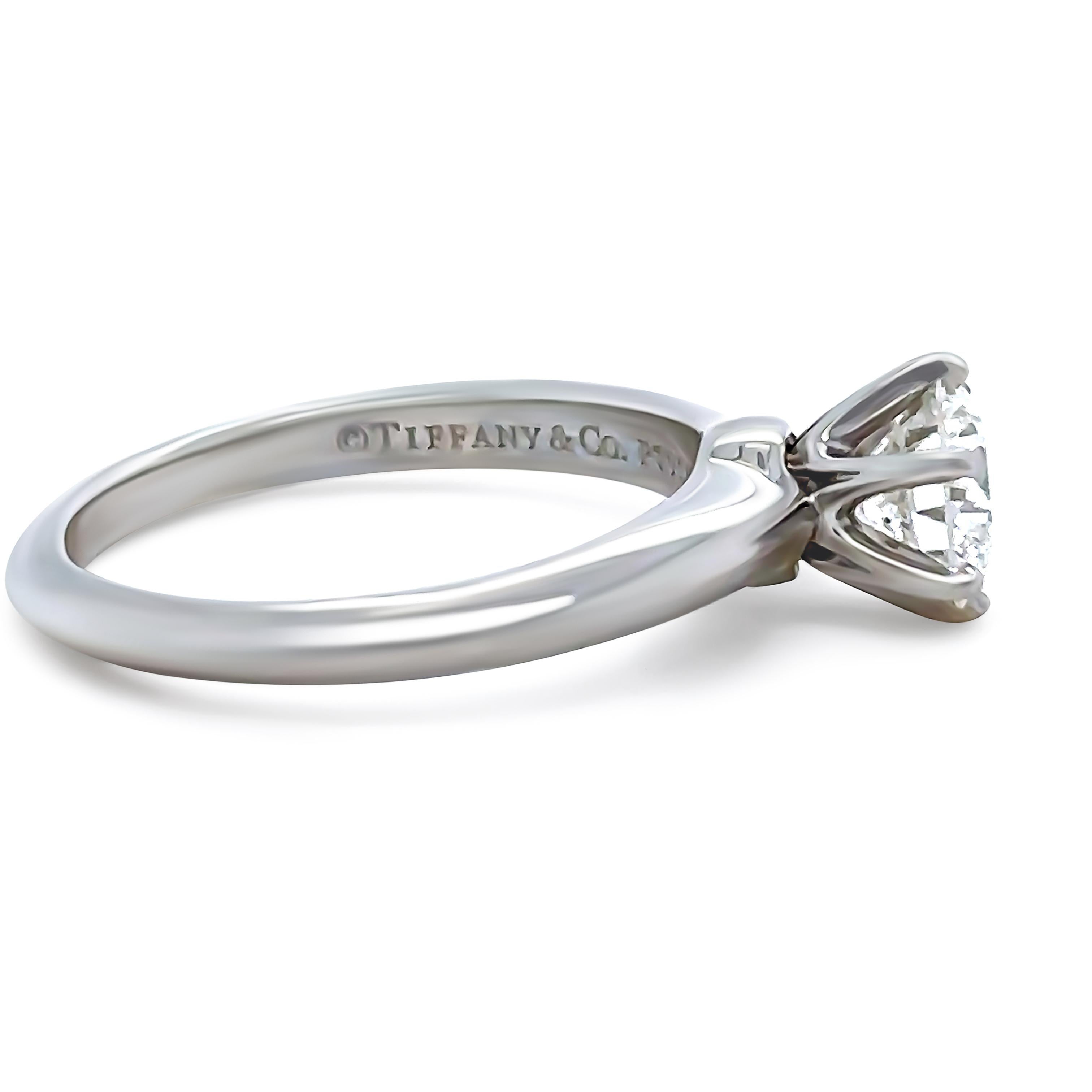 Brilliant Cut Tiffany & Co Platinum Diamond Engagement Ring 0.85ct For Sale