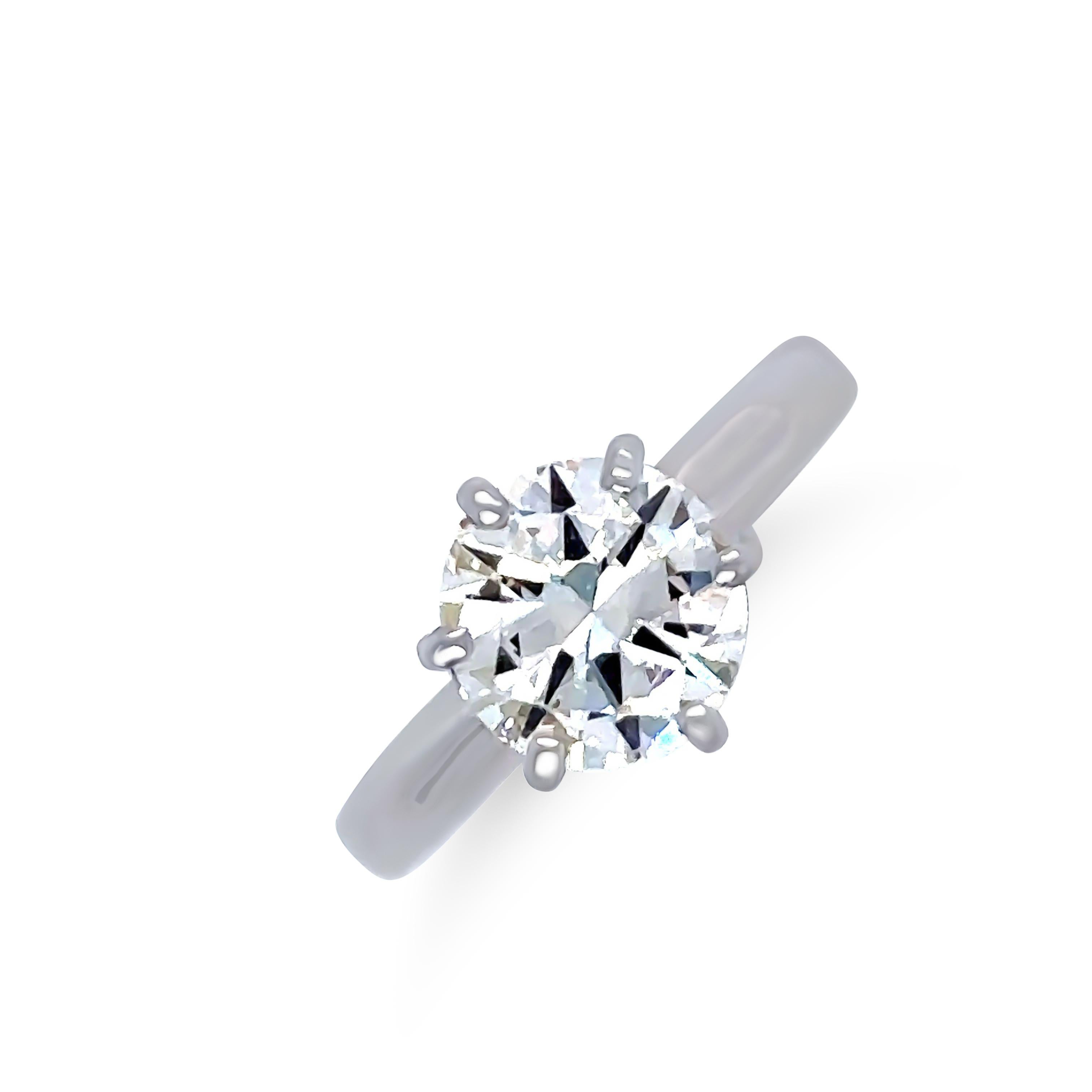 Tiffany & Co Platinum Diamond Engagement Ring 0.85ct For Sale 3