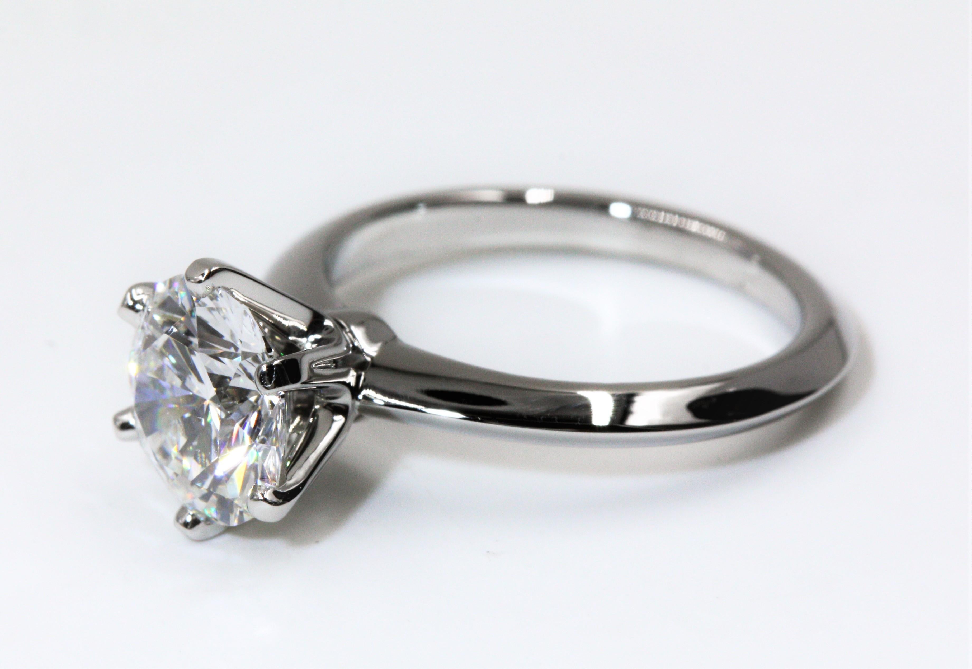 Tiffany & Co. Platinum Diamond Engagement Ring 2.22 Carat, VS1, E For Sale 1