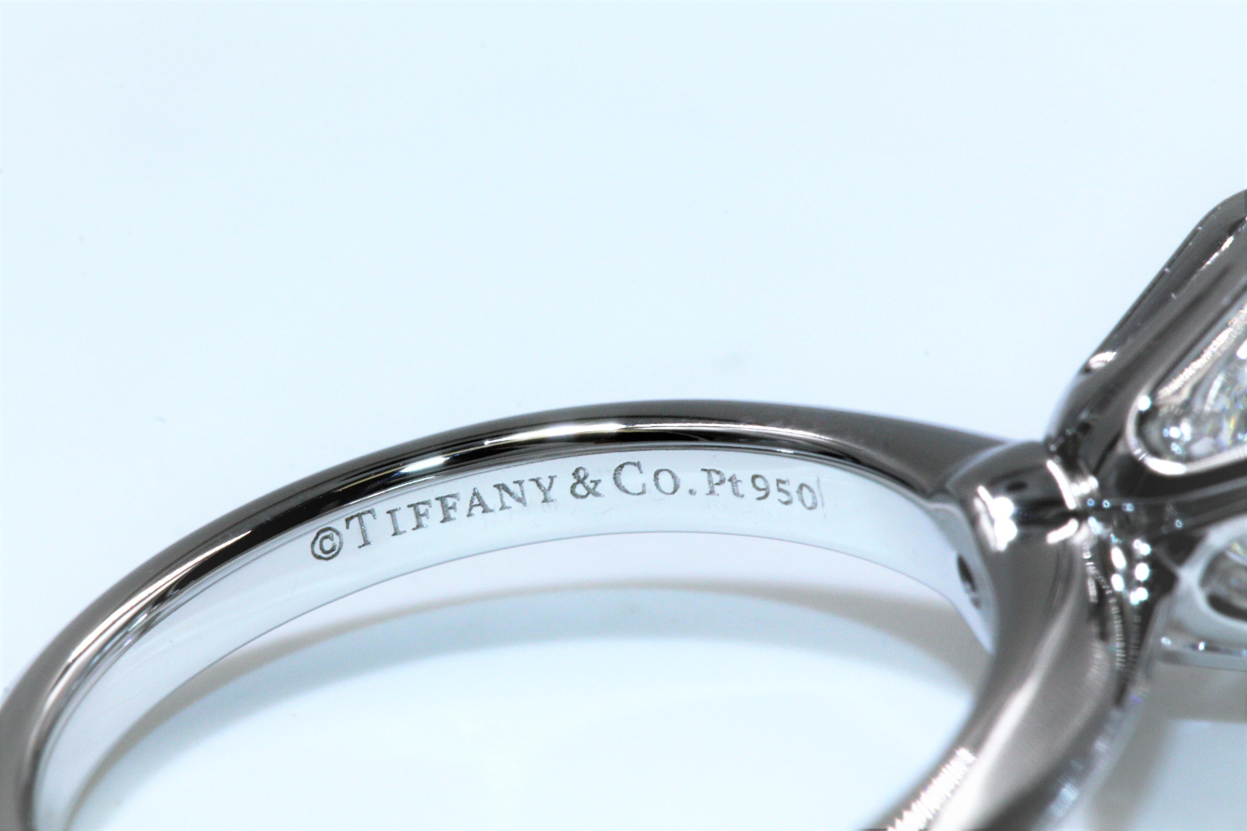 Tiffany & Co. Platinum Diamond Engagement Ring 2.22 Carat, VS1, E For Sale 2