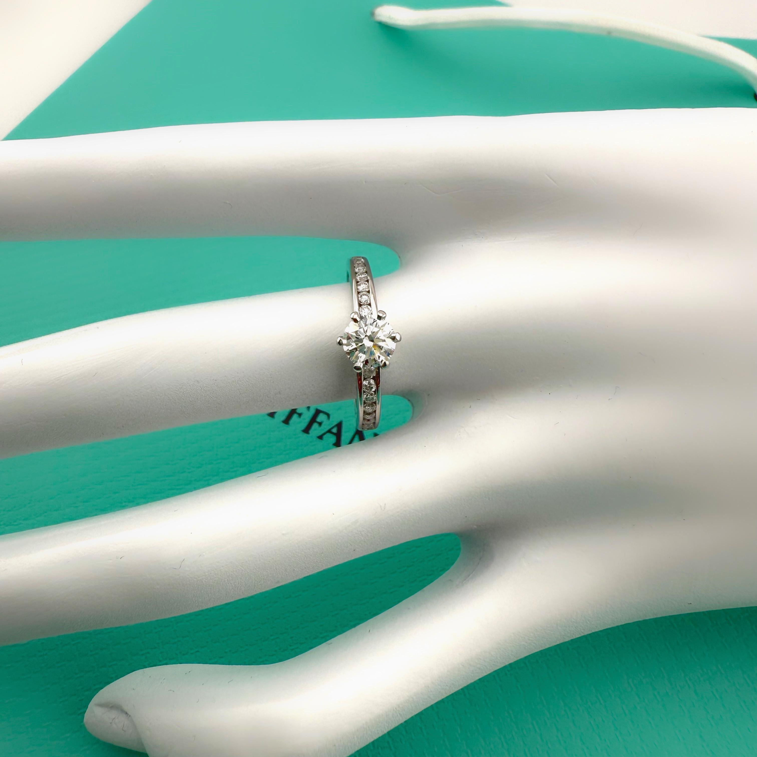 Tiffany & Co Platinum Diamond Engagement Ring Round 0.60 ct I VVS1 For Sale 10