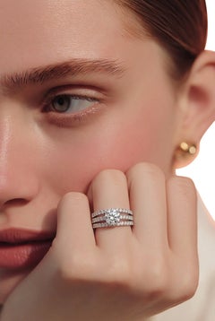 Set di anello di fidanzamento Tiffany & Co. in platino con diamanti da 1,46 ct e fascia regolabile in 3 misure