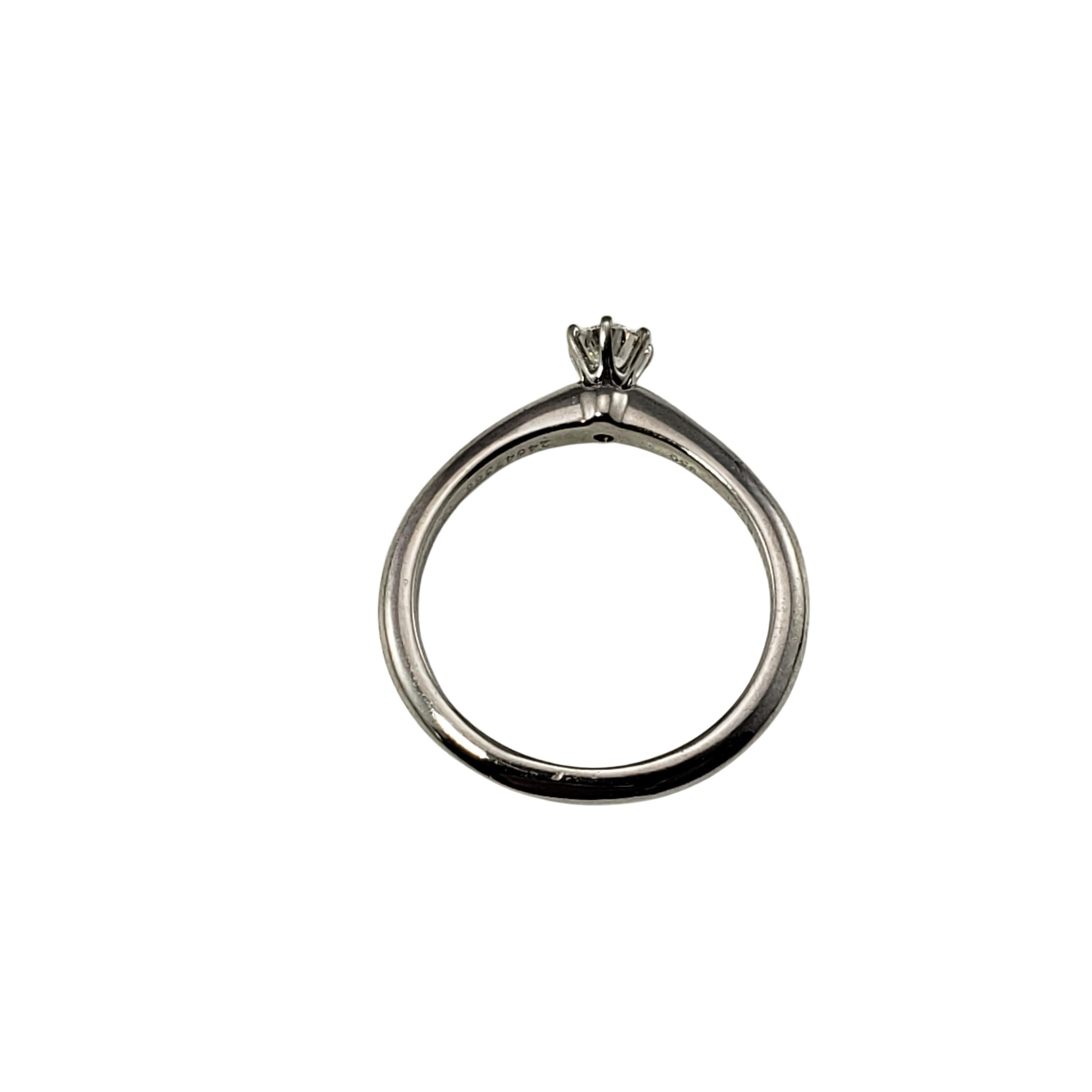 Women's Tiffany & Co Platinum Diamond Engagement Ring