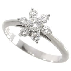 TIFFANY & Co. Bague fleur en platine avec diamant 5.5