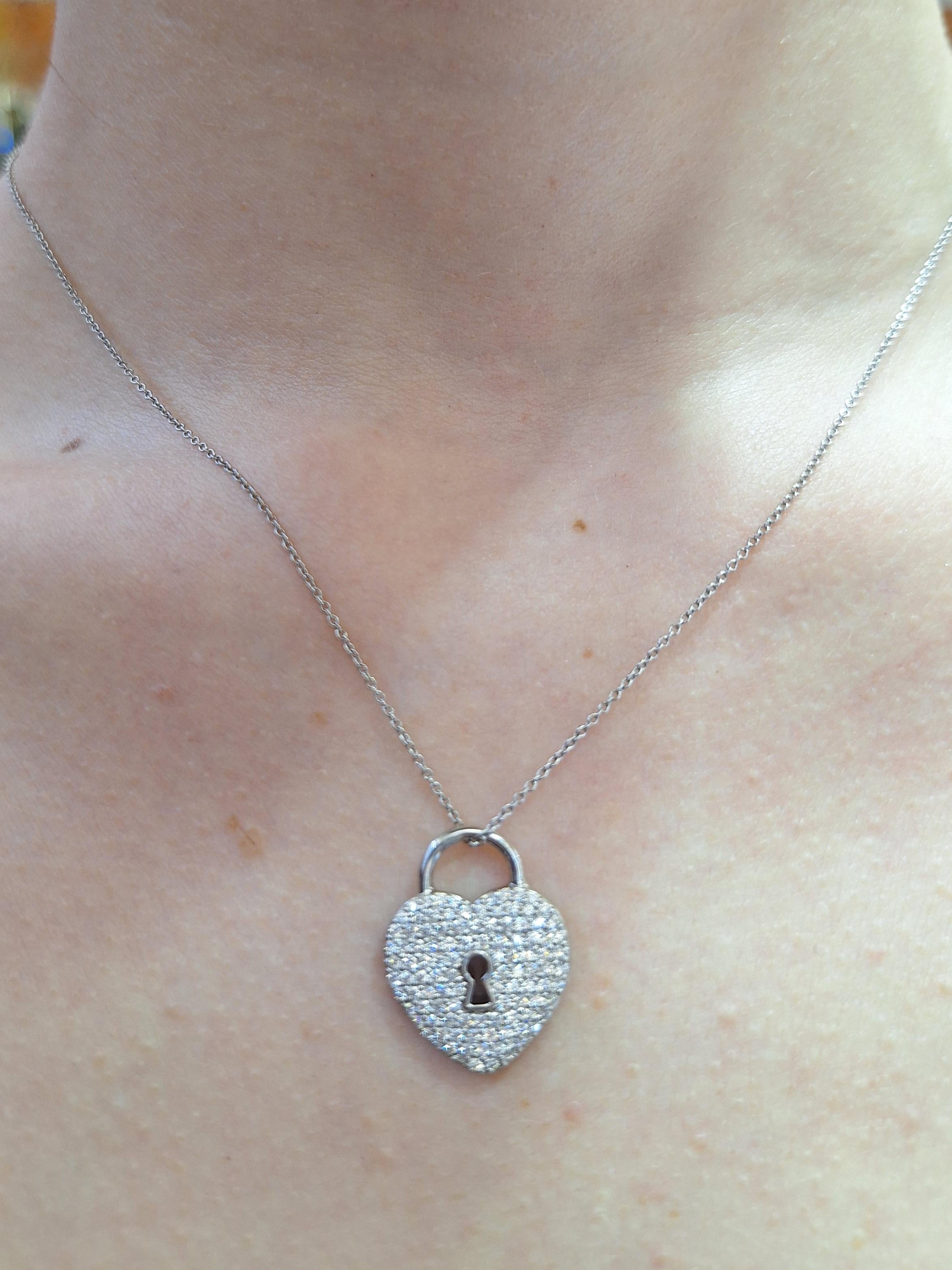 Tiffany & Co Platinum Diamond Heart Pendant Necklace In Excellent Condition In New York, NY