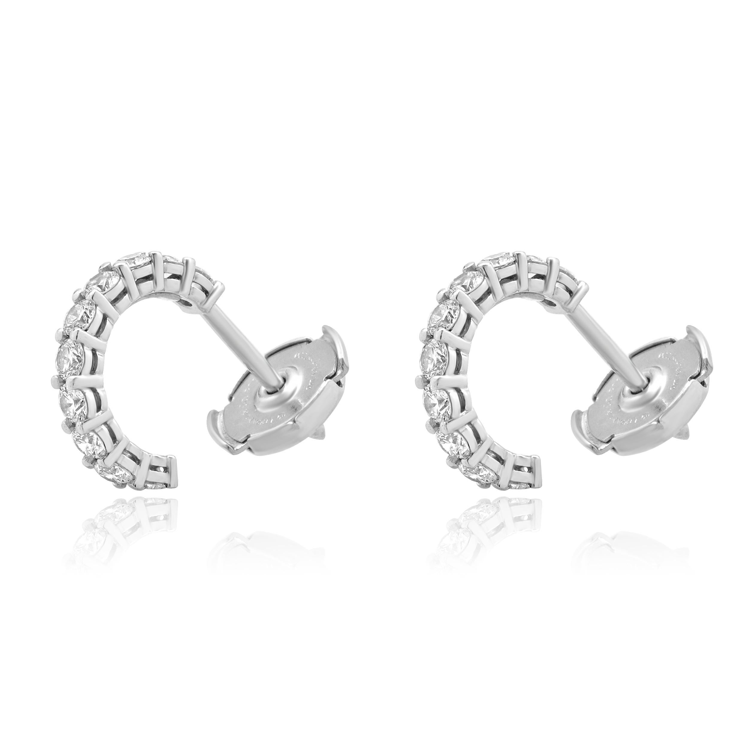 Taille ronde Tiffany & Co. Boucles d'oreilles J en platine et diamant en vente