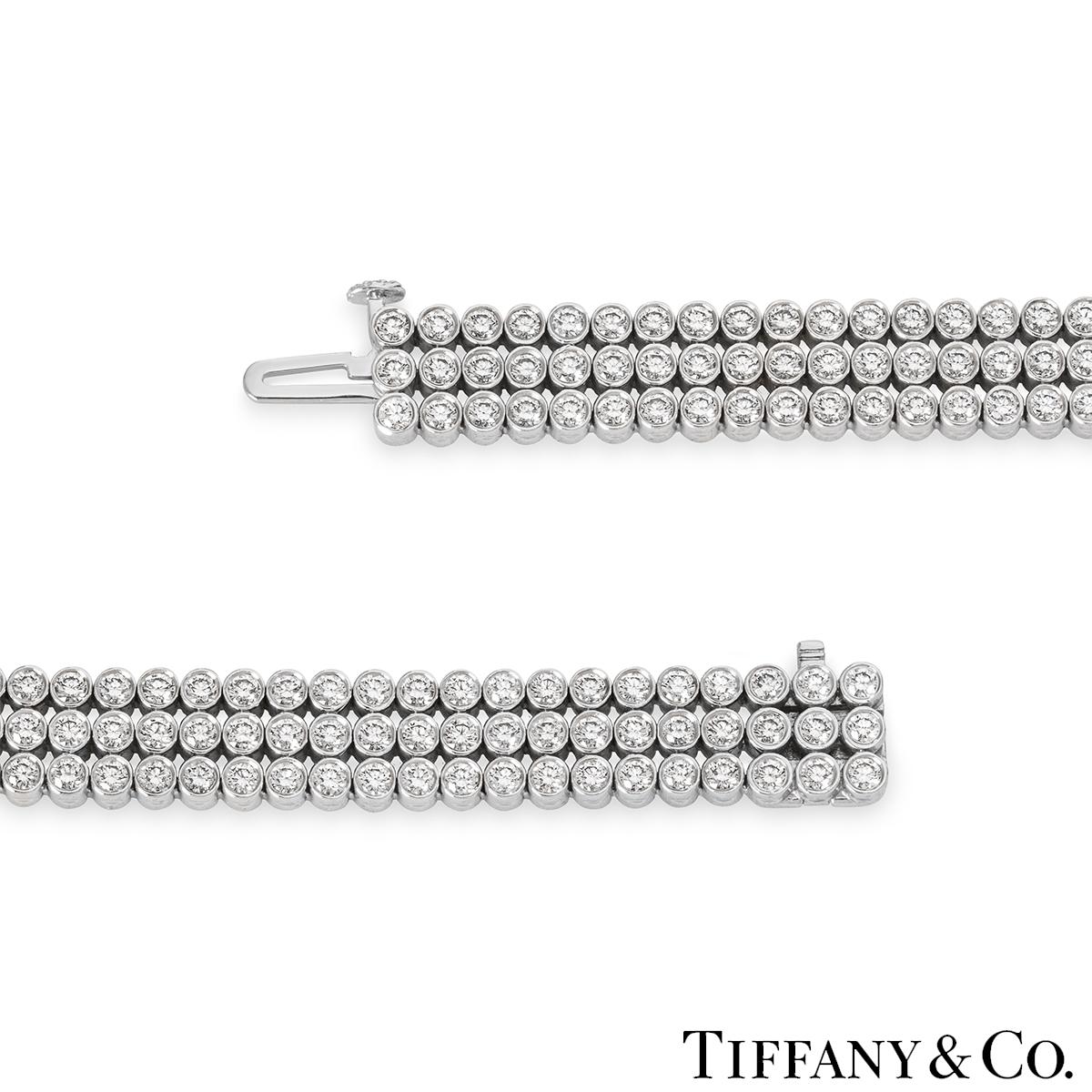 Tiffany & Co. Bracelet Jazz à trois rangées de diamants en platine 6,03 carats Excellent état - En vente à London, GB