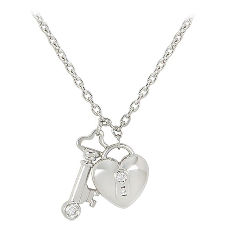 Tiffany 
Co. Ciondolo con chiave e lucchetto in platino in vendita