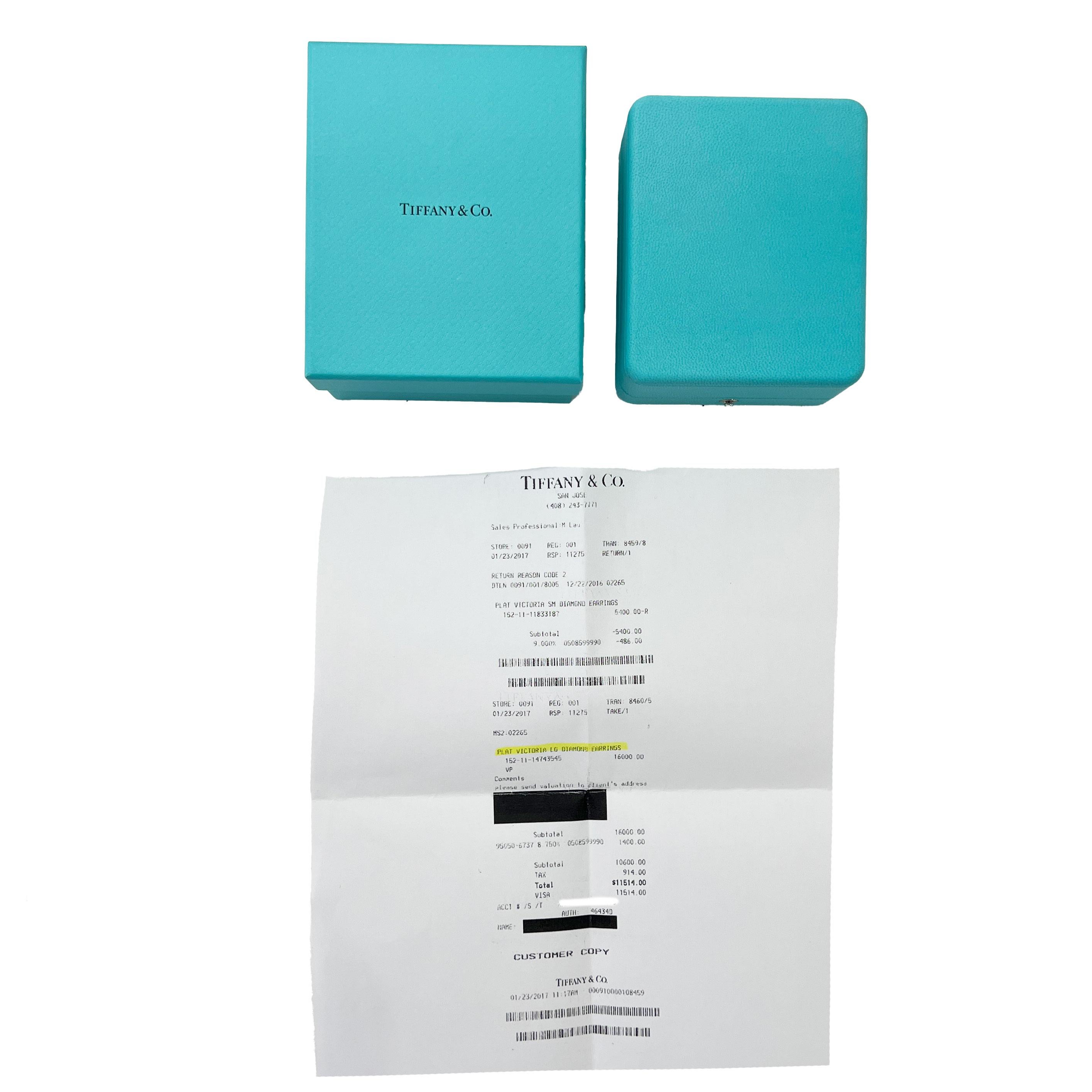 Donna Tiffany & Co. Orecchini in platino con diamante grande modello Victoria in vendita