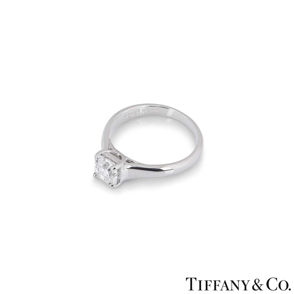 Tiffany & Co. Platinum Diamond Lucida Solitaire Ring 0.93 Carat E/VVS2 In Excellent Condition In London, GB