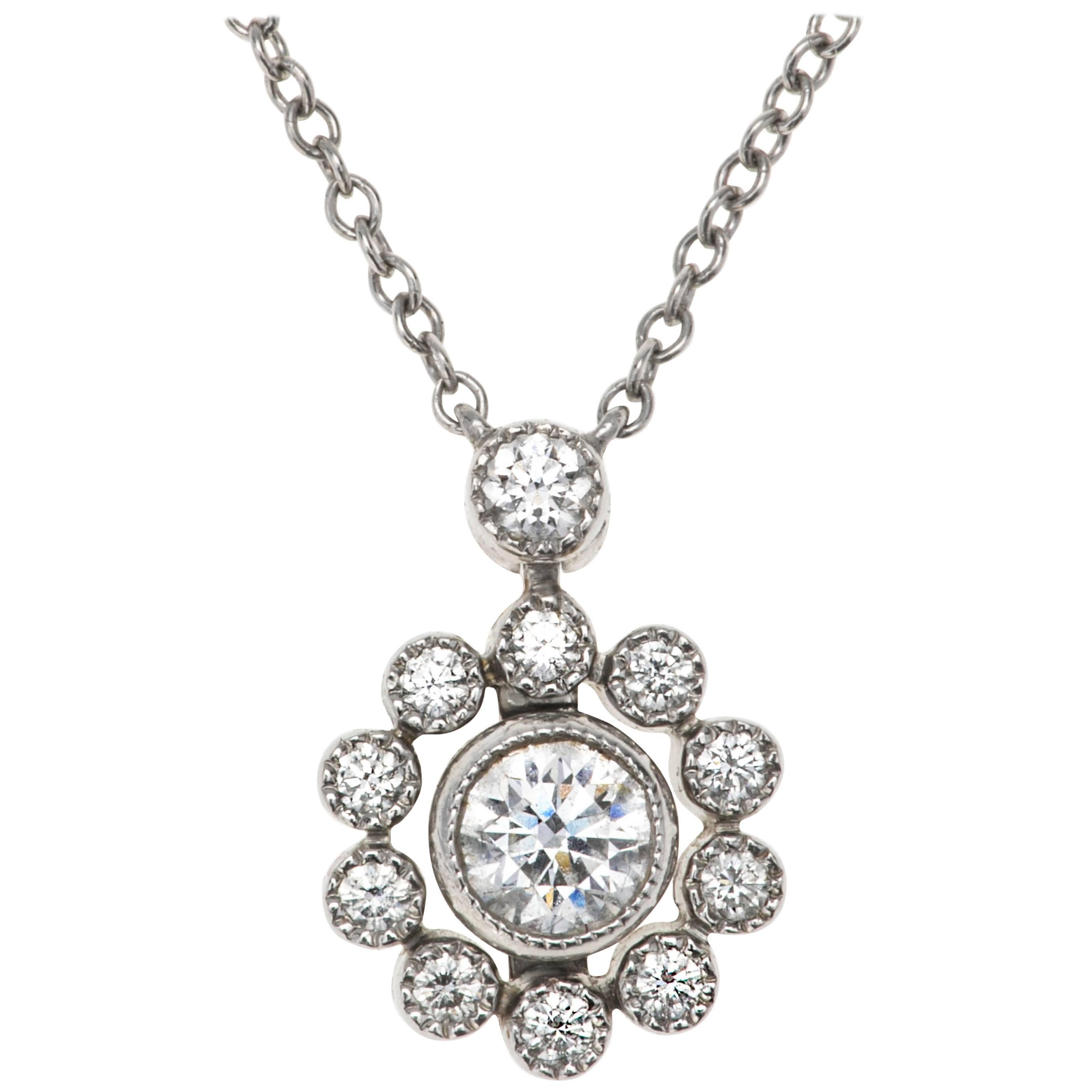 Tiffany & Co. Collier de diamants en platine en vente