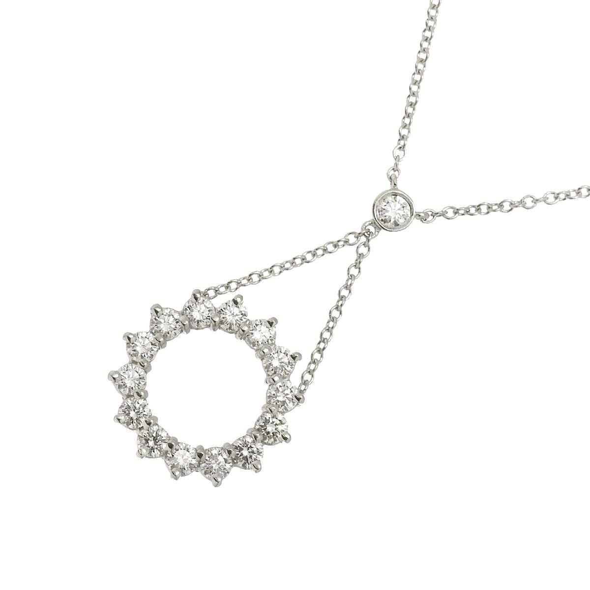TIFFANY & Co. Collier à pendentif en forme de cercle ouvert en platine et diamants

Métal : Platine
Chaîne : 17
