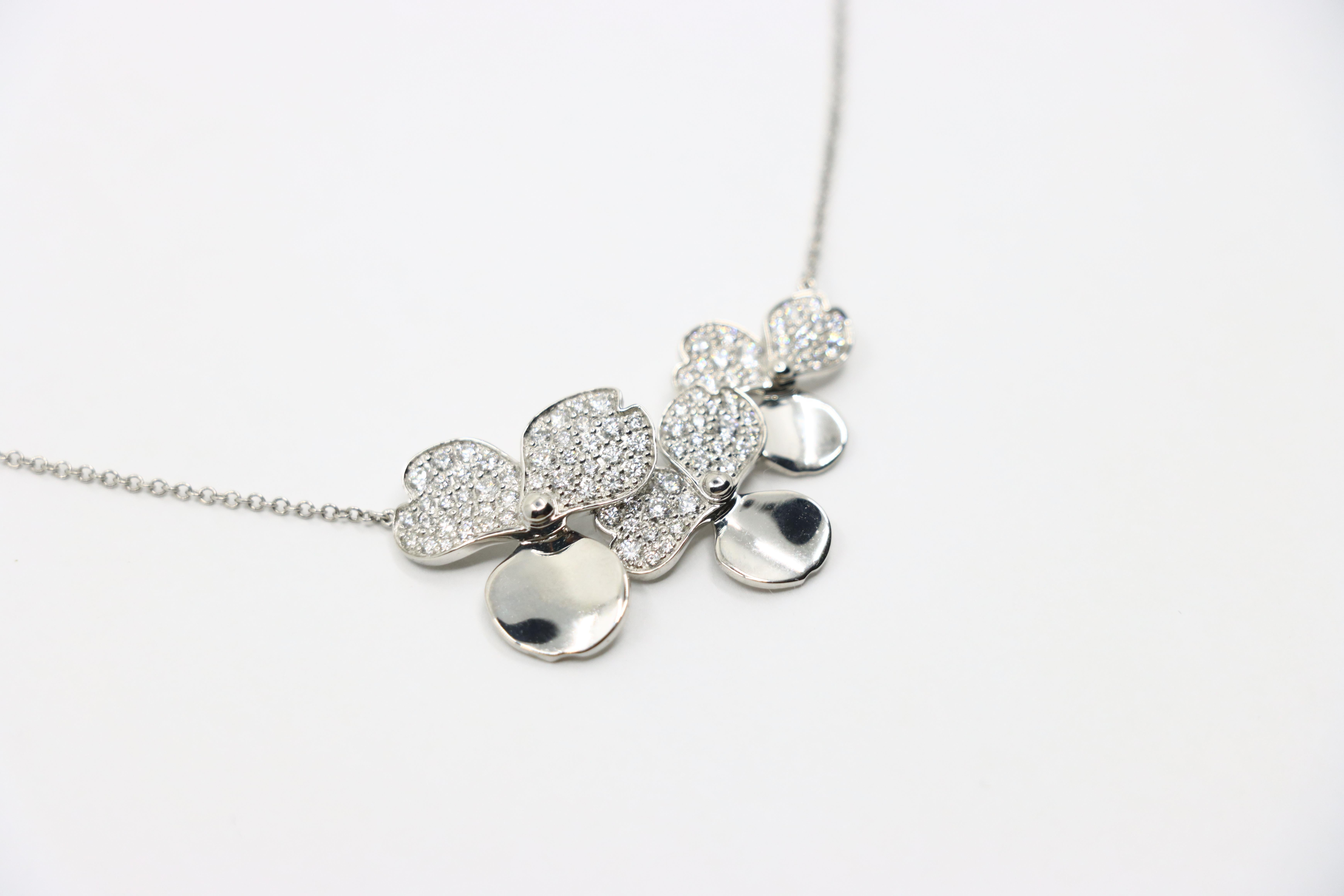 Tiffany & Co Platinum Diamond Paper Flower Pendant Necklace For Sale 1