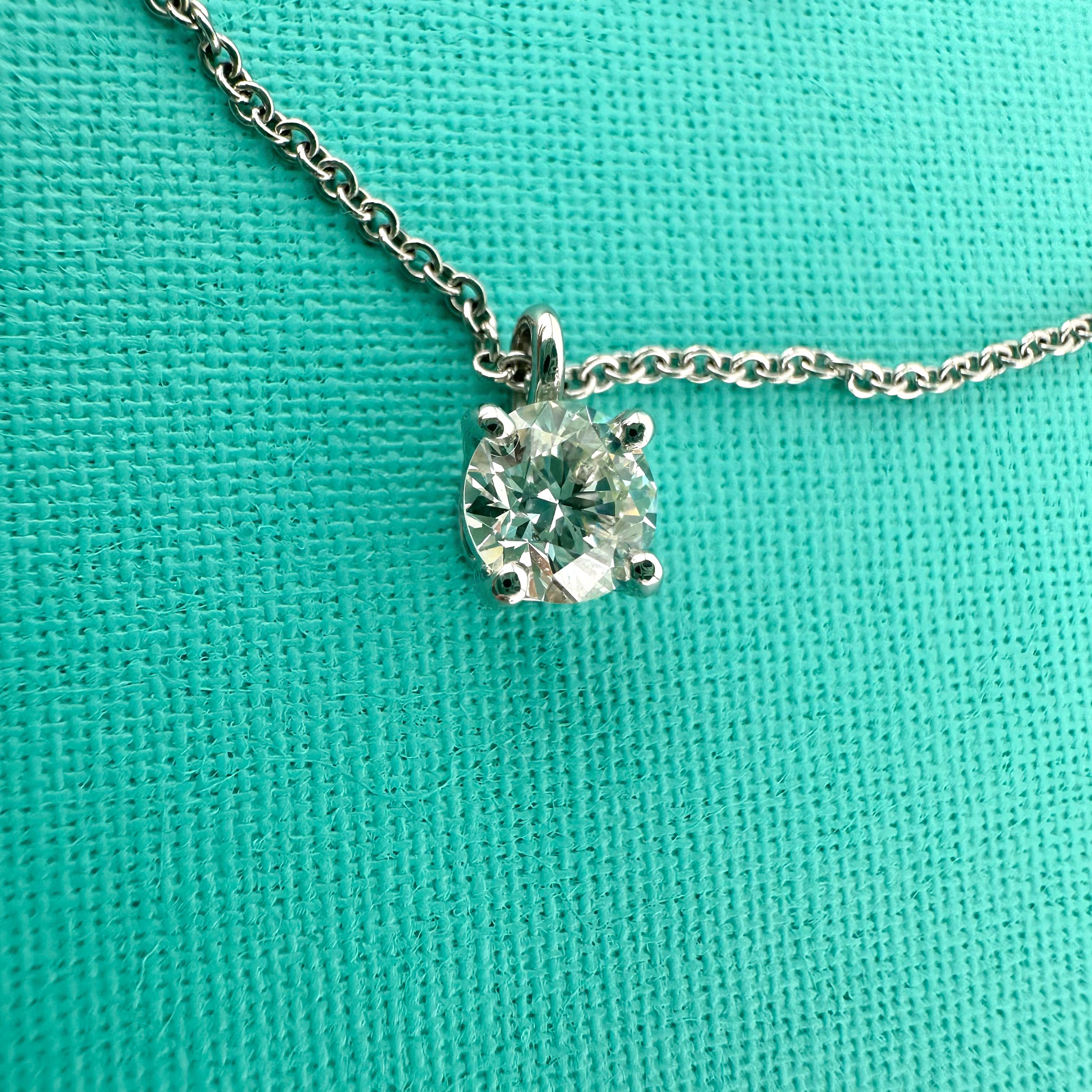 Tiffany & Co Platinum Diamond Pendant Necklace Round 0.30 ct G VVS1 For Sale 6
