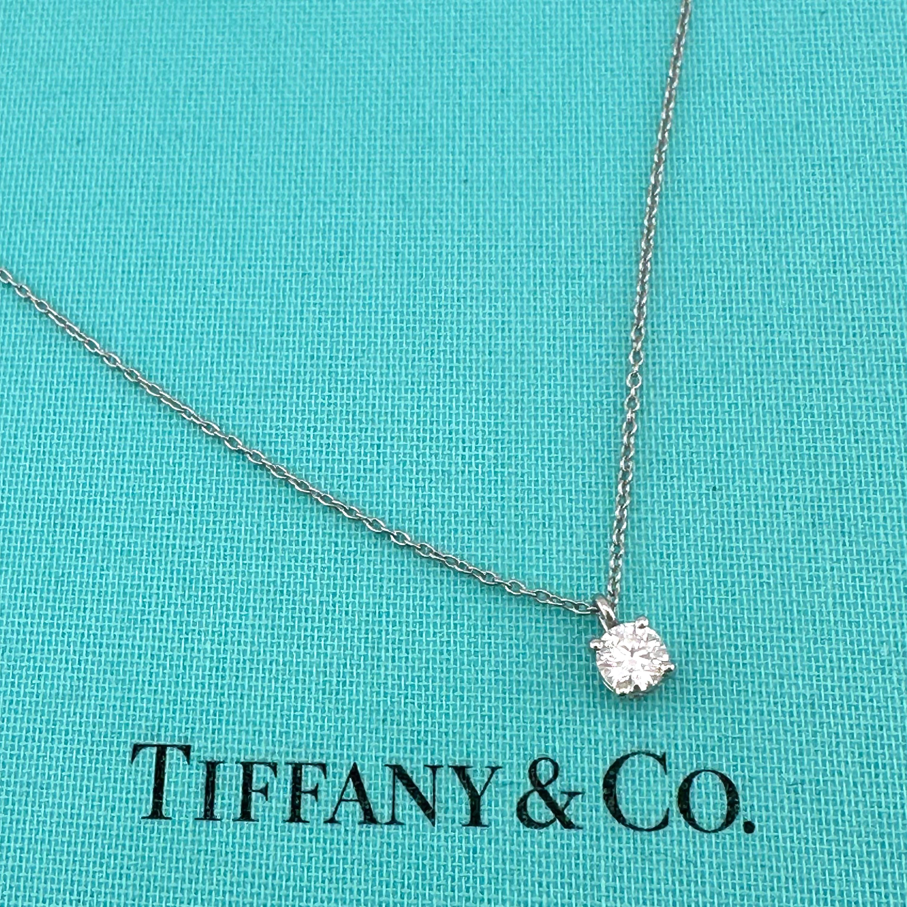 Tiffany & Co Platinum Diamond Pendant Necklace Round 0.30 ct G VVS1 For Sale 9