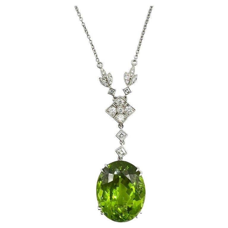 Tiffany and Co. Platinum Diamond Peridot Drop Necklace For Sale at 1stDibs