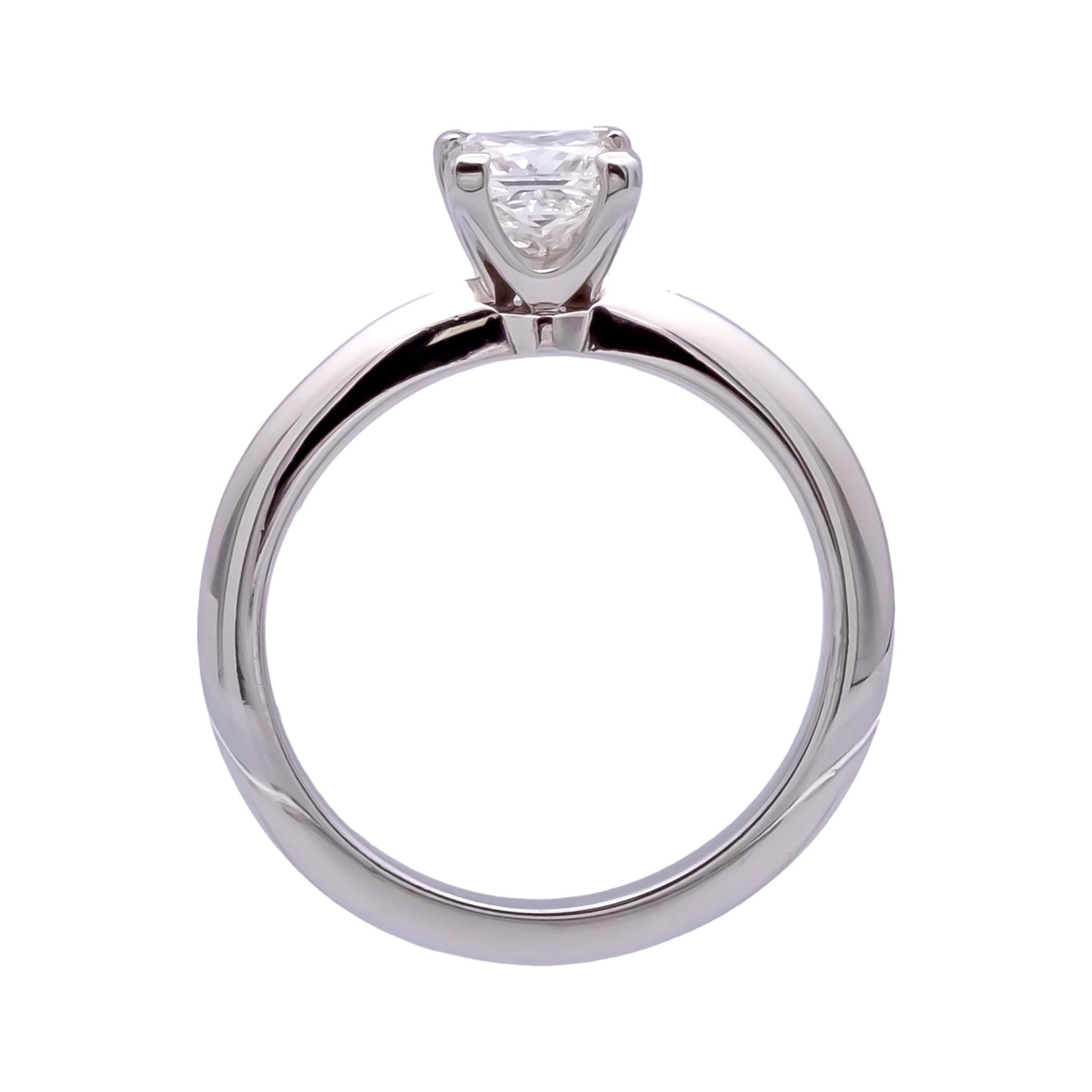 Women's Tiffany & Co. Platinum Diamond Princess Cut Engagement Ring .67ct GVS2 For Sale