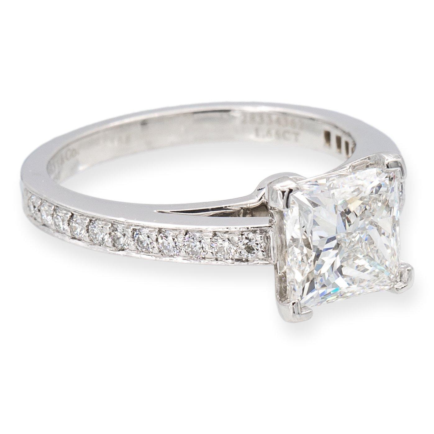 Tiffany & Co. Platinum Diamond Princess Engagement Ring 1.83ct Center GVVS1 In Excellent Condition In New York, NY
