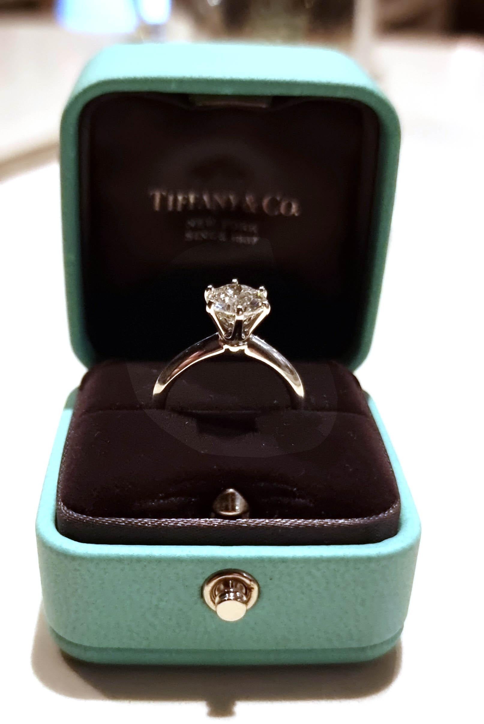 Tiffany & Co. Platin-Diamantring 1,64 Karat (Brillantschliff)