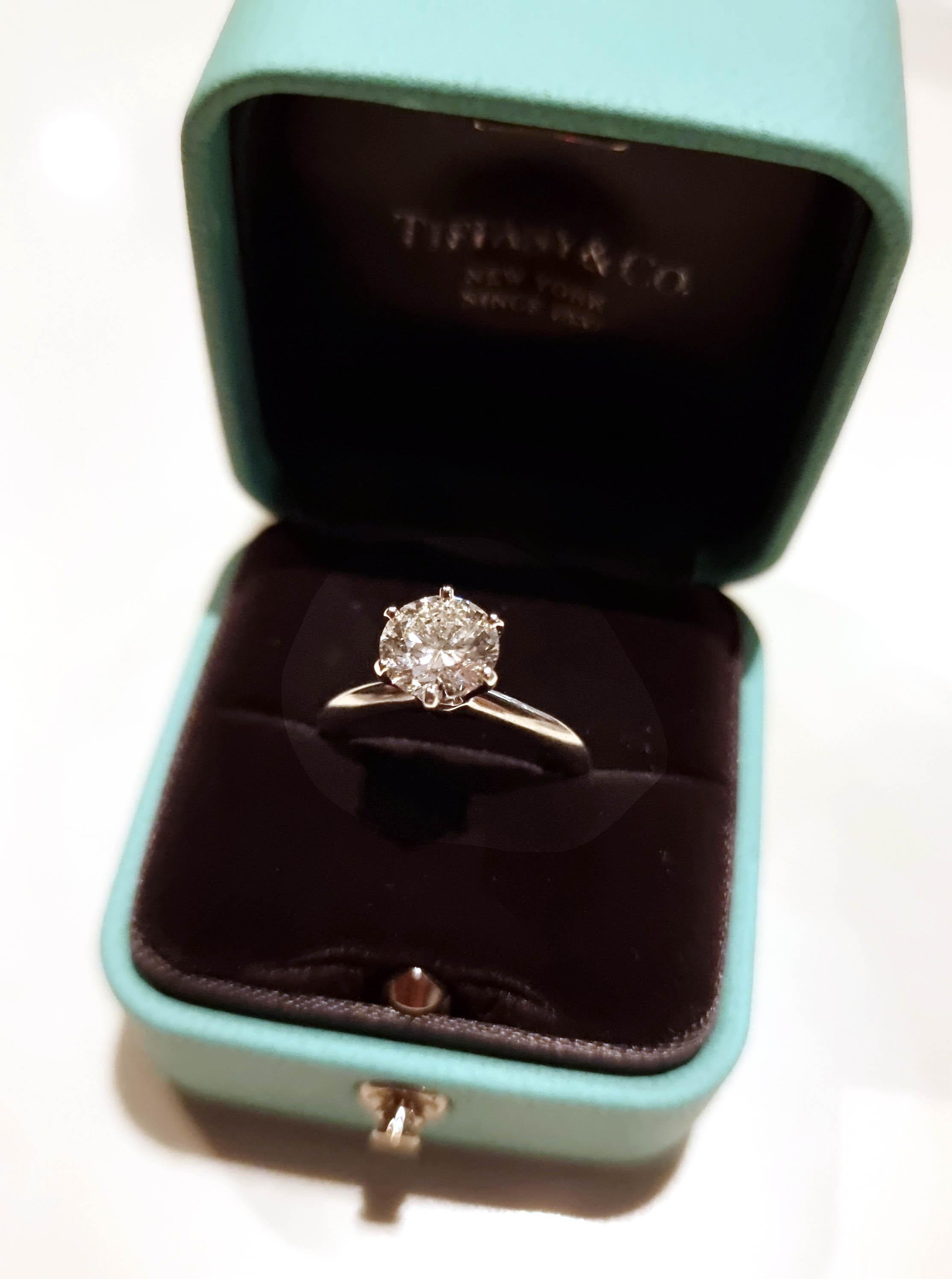 Brilliant Cut Tiffany & Co. Platinum Diamond Ring 1.64ct
