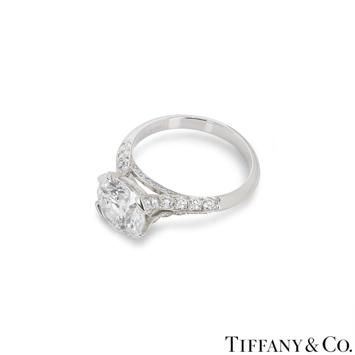 Tiffany & Co. Platinum Diamond Ring 2.23ct G/VVS1 XXX In Excellent Condition For Sale In London, GB