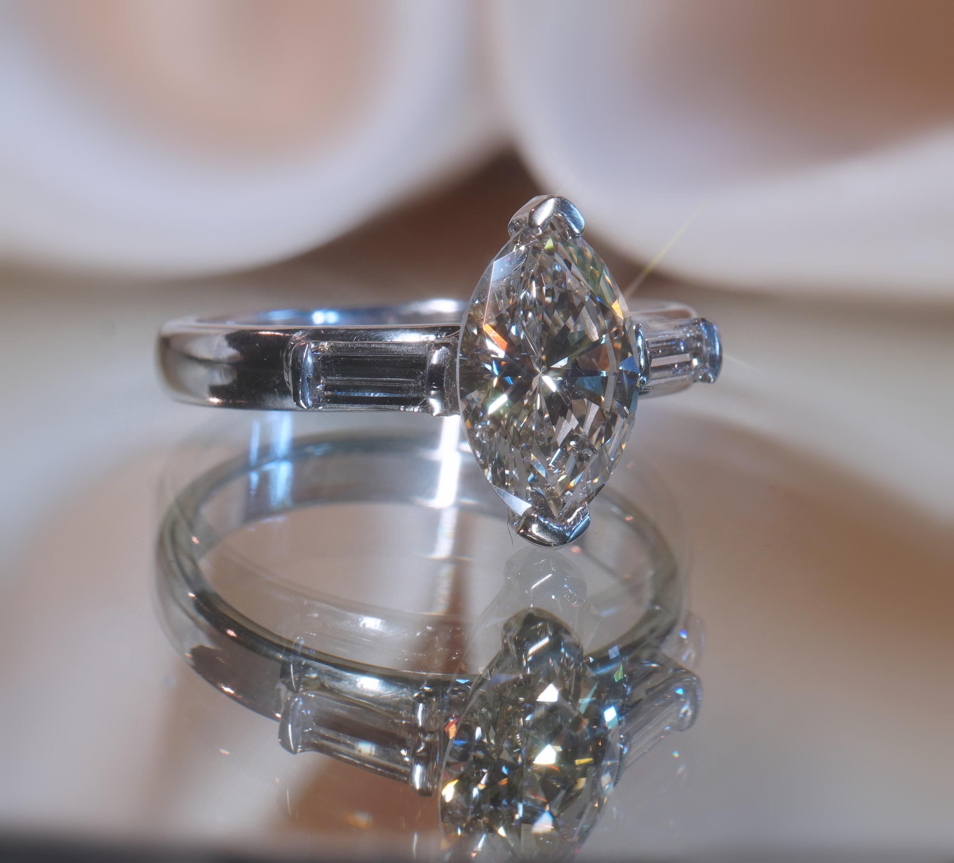 Marquise Cut TIFFANY & CO. Platinum Diamond Ring GIA Vintage VS Solitaire Engagement 1.82 Cts