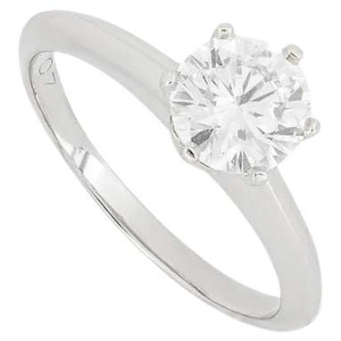 Tiffany & Co. Bague en platine sertie de diamants 1,07 carat E/VVS2 en vente