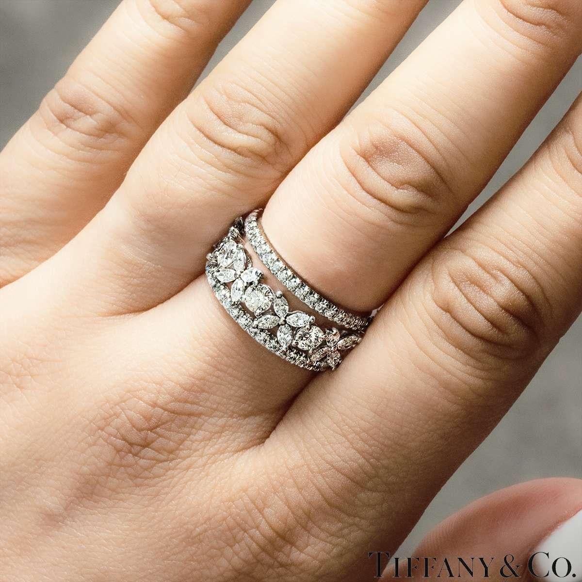 Tiffany & Co. Anello Soleste in platino con diamante a forma di eternità 0,36ct 31827388 in vendita 1