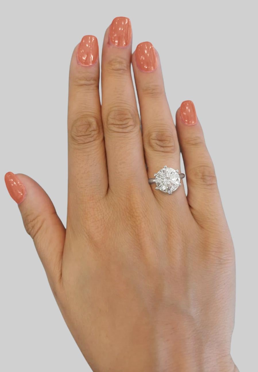 Tiffany & Co. Platin Diamant Solitär Verlobungsring - 1,61 Karat (Rundschliff) im Angebot