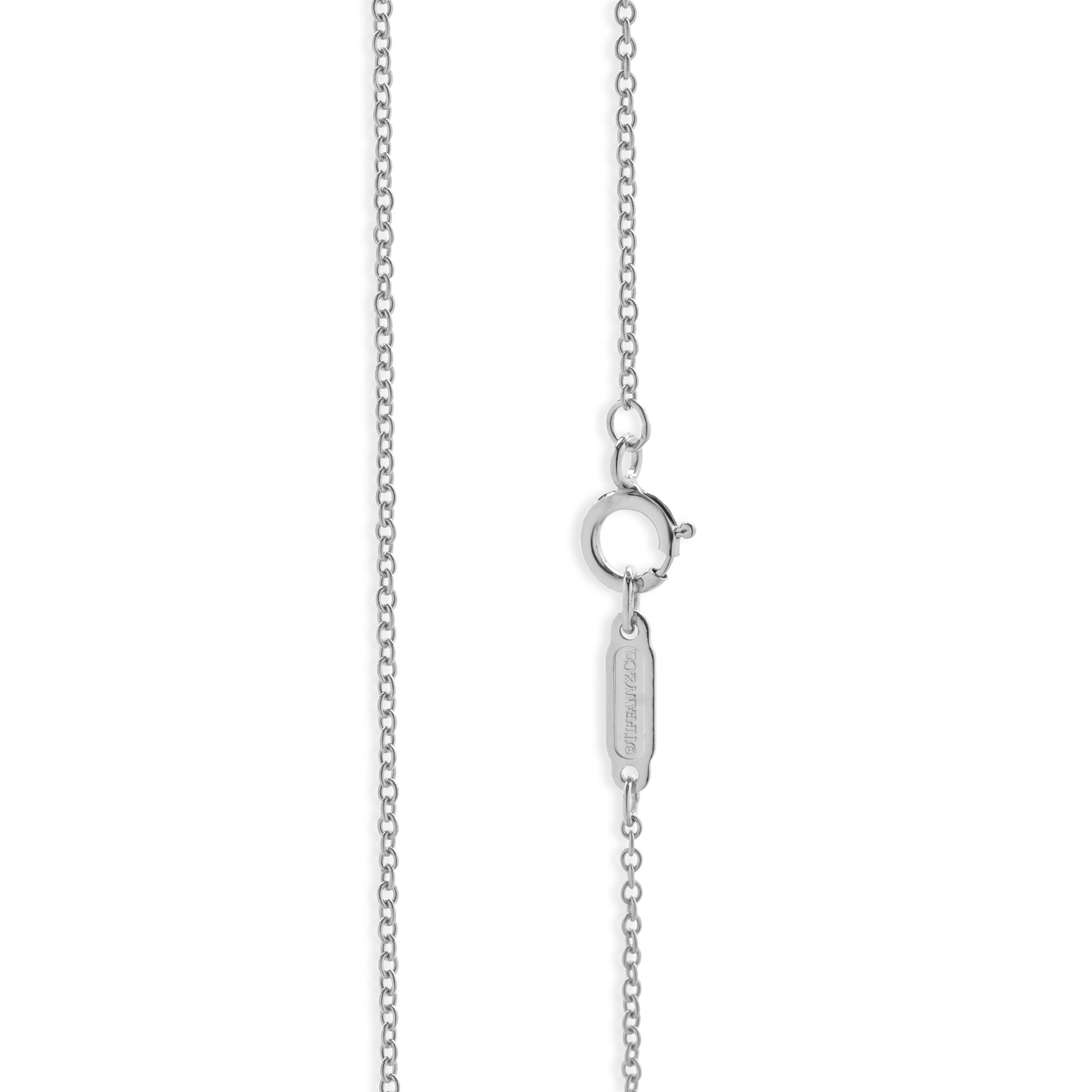 Tiffany & Co. Collier solitaire en platine avec diamant Excellent état - En vente à Scottsdale, AZ