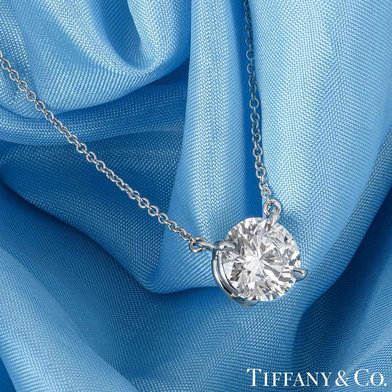 Round Cut Tiffany & Co. Platinum Diamond Solitaire Pendant 2.01 Carat F/VS1 GIA Certified For Sale