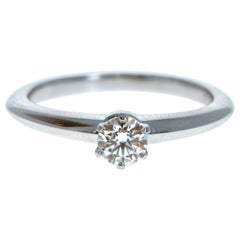 Tiffany 
Co. Platinum 
Diamond Solitaire Ring 0.25Ctw