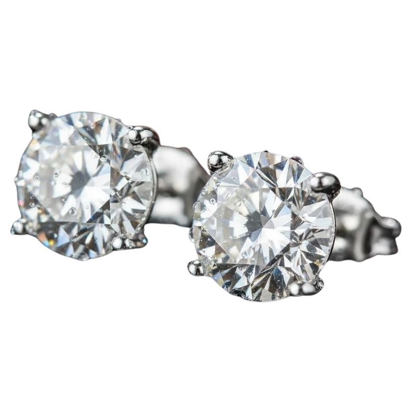 Tiffany
Co. Orecchini in platino con diamante, peso totale 2,25 carati