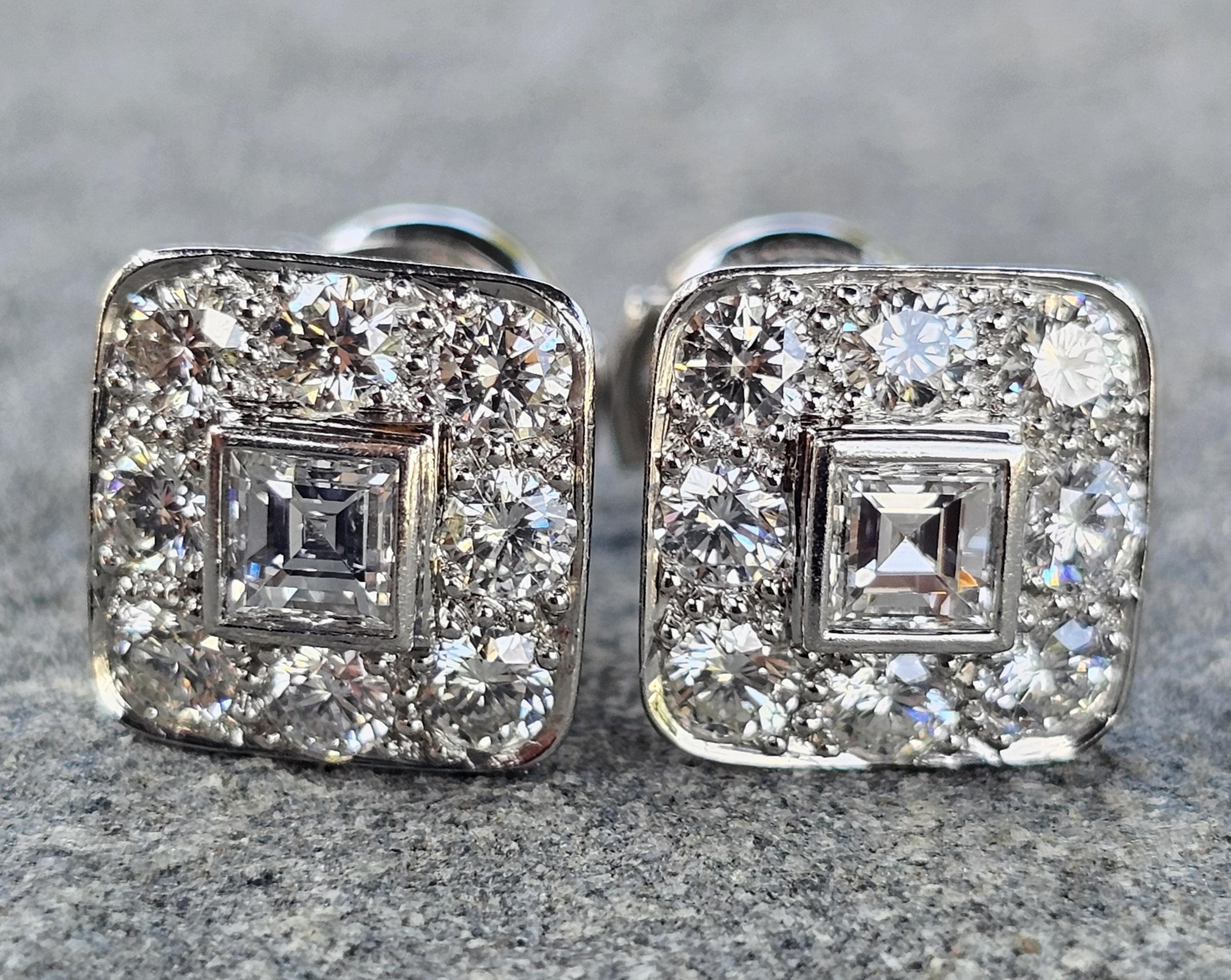 Tiffany & Co. Platin Diamant Ohrstecker Asscher Center Art Deco Stil (Art déco) im Angebot