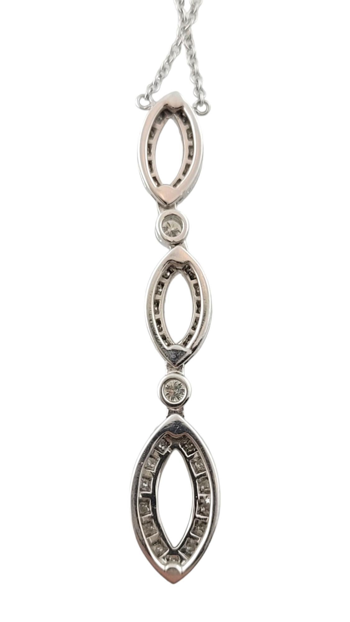 Tiffany & Co. Platin Diamant-Swing-Tropfen-Halskette mit Schachtel #16968 im Zustand „Gut“ im Angebot in Washington Depot, CT