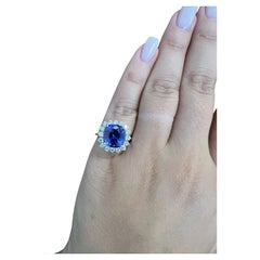 TIFFANY & CO. Anillo de platino, diamante y tanzanita con caja e informe de laboratorio