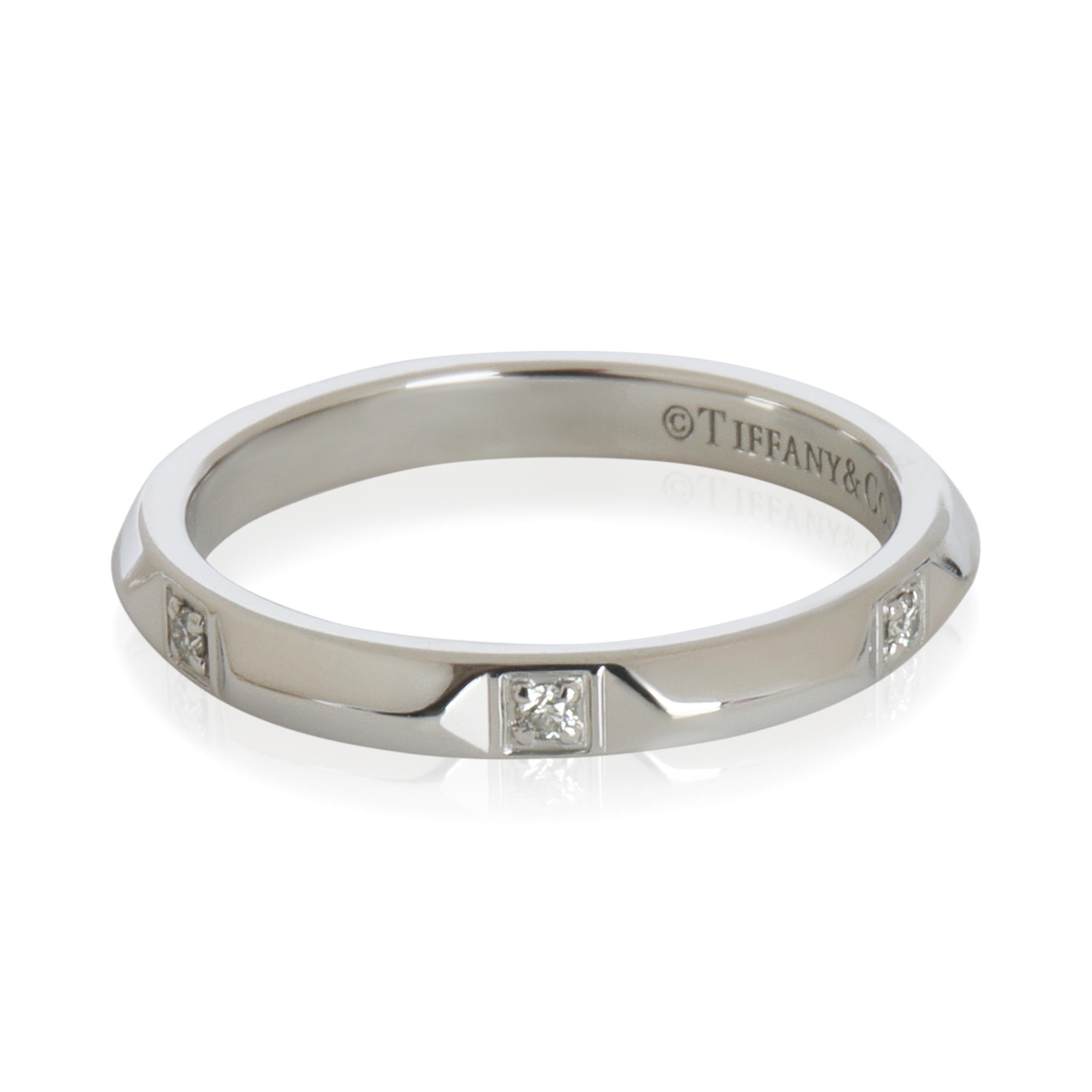 Tiffany & Co. Platinum Diamond Tiffany True Band en Excelente estado para la venta en New York, NY