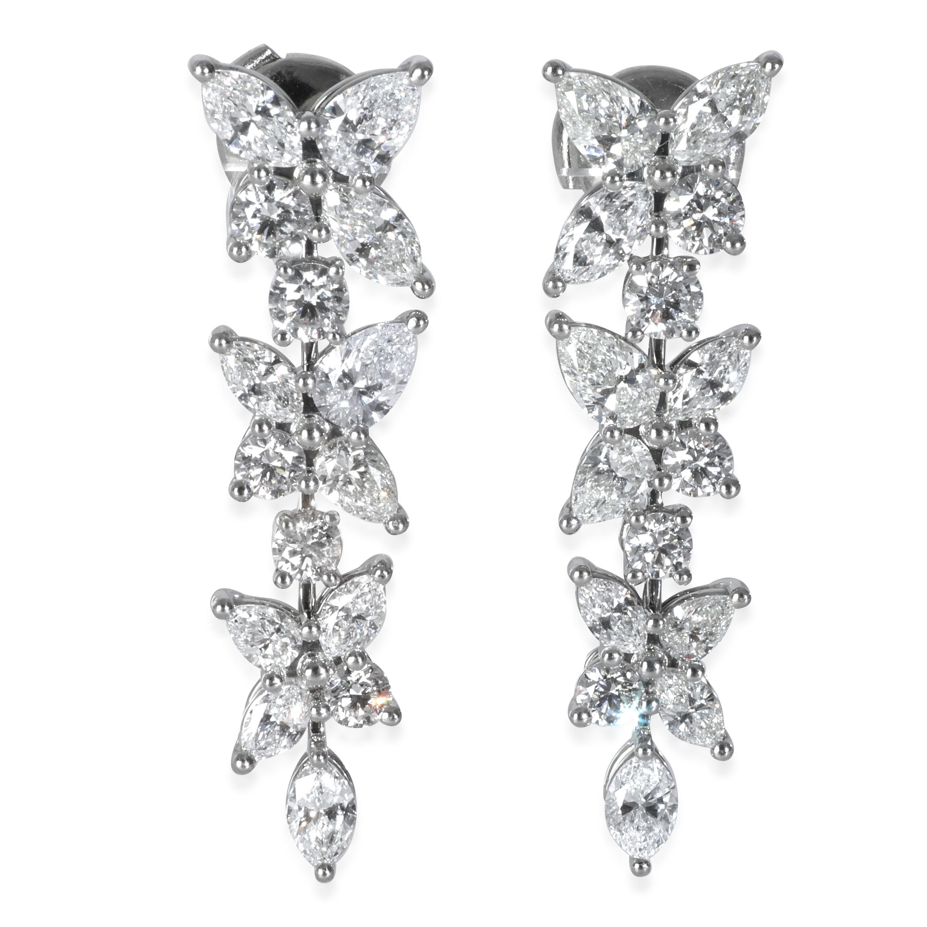 Tiffany & Co. Platinum Diamond Victoria Mixed Cluster Drop Earrings

PRIMARY DETAILS
SKU: 145851
Listing Title: Tiffany & Co. Platinum Diamond Victoria Mixed Cluster Drop Earrings
Condition Description: An ode to the natural world, the Victoria