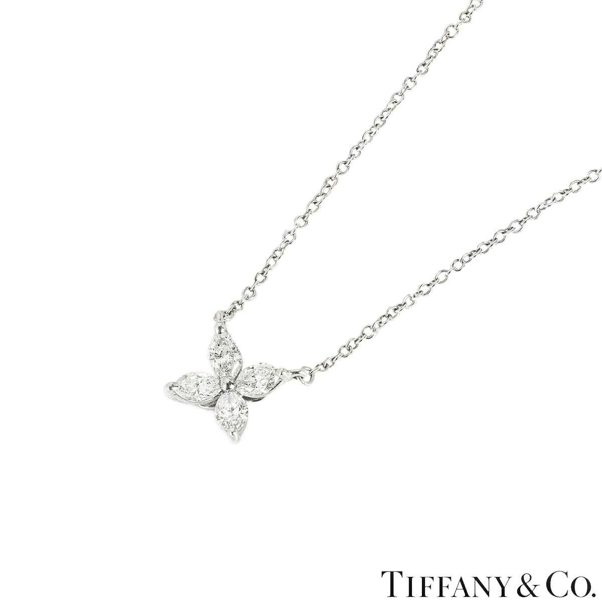 Taille Marquise Tiffany & Co. Pendentif Victoria en platine avec diamant 0,32ct TDW 14476679 en vente