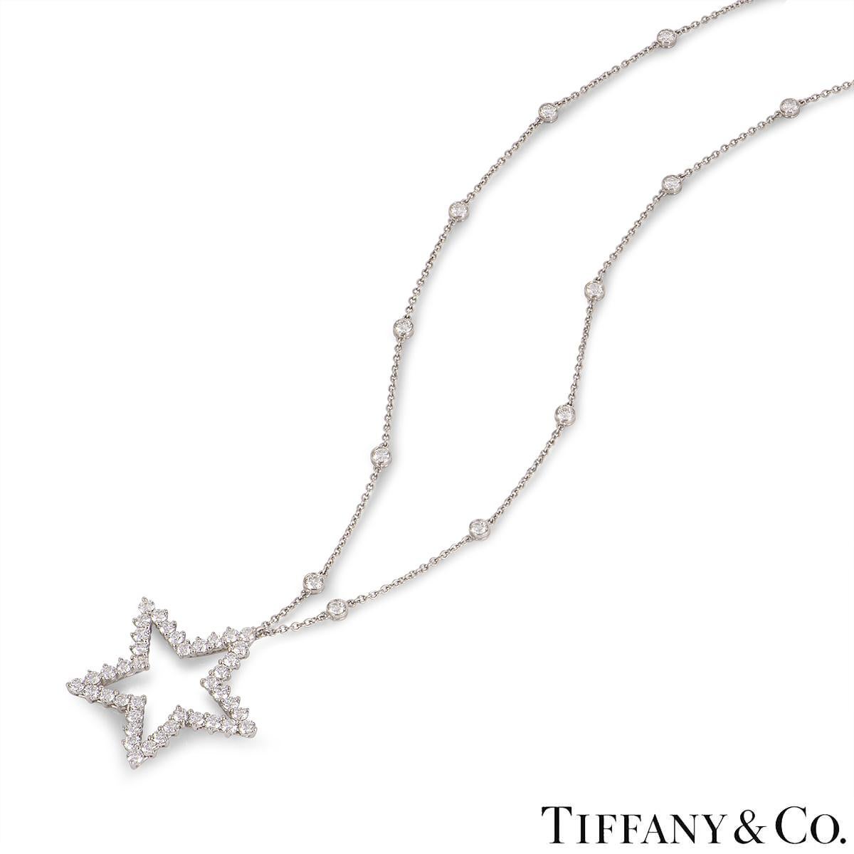 Taille ronde Tiffany & Co. Collier étoile en platine et diamants du mètre en vente