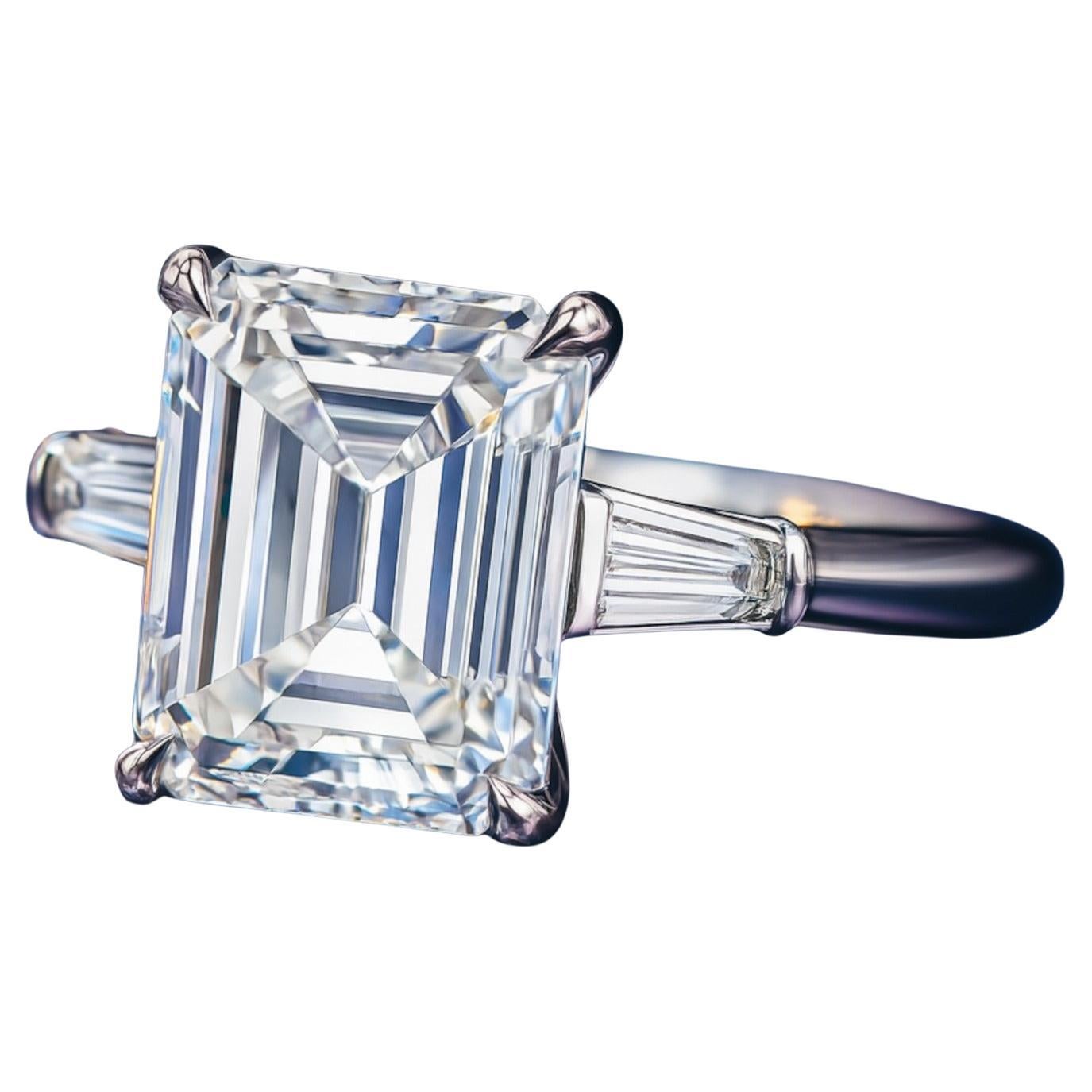 Tiffany & Co. Platinum Emerald Cut Diamond Ring – 6.05 Carats In Excellent Condition For Sale In Chicago, IL