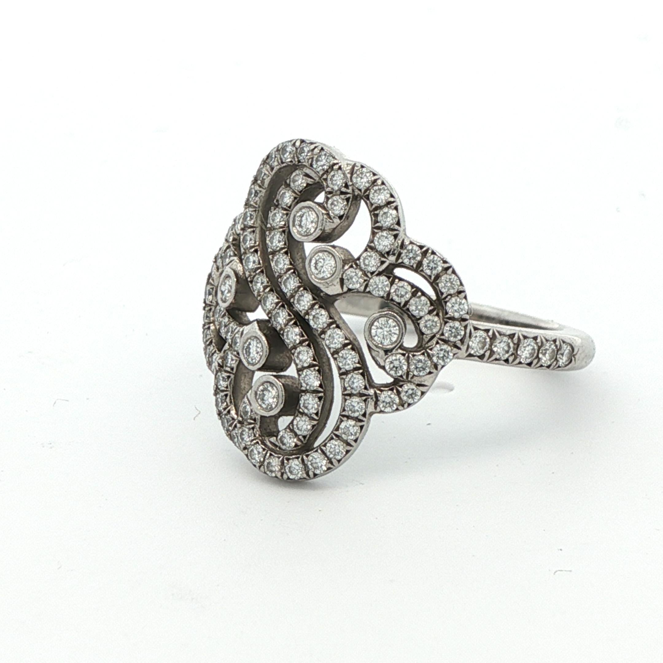 Contemporain Tiffany & Co. Bague double diamant Enchant en platine en vente