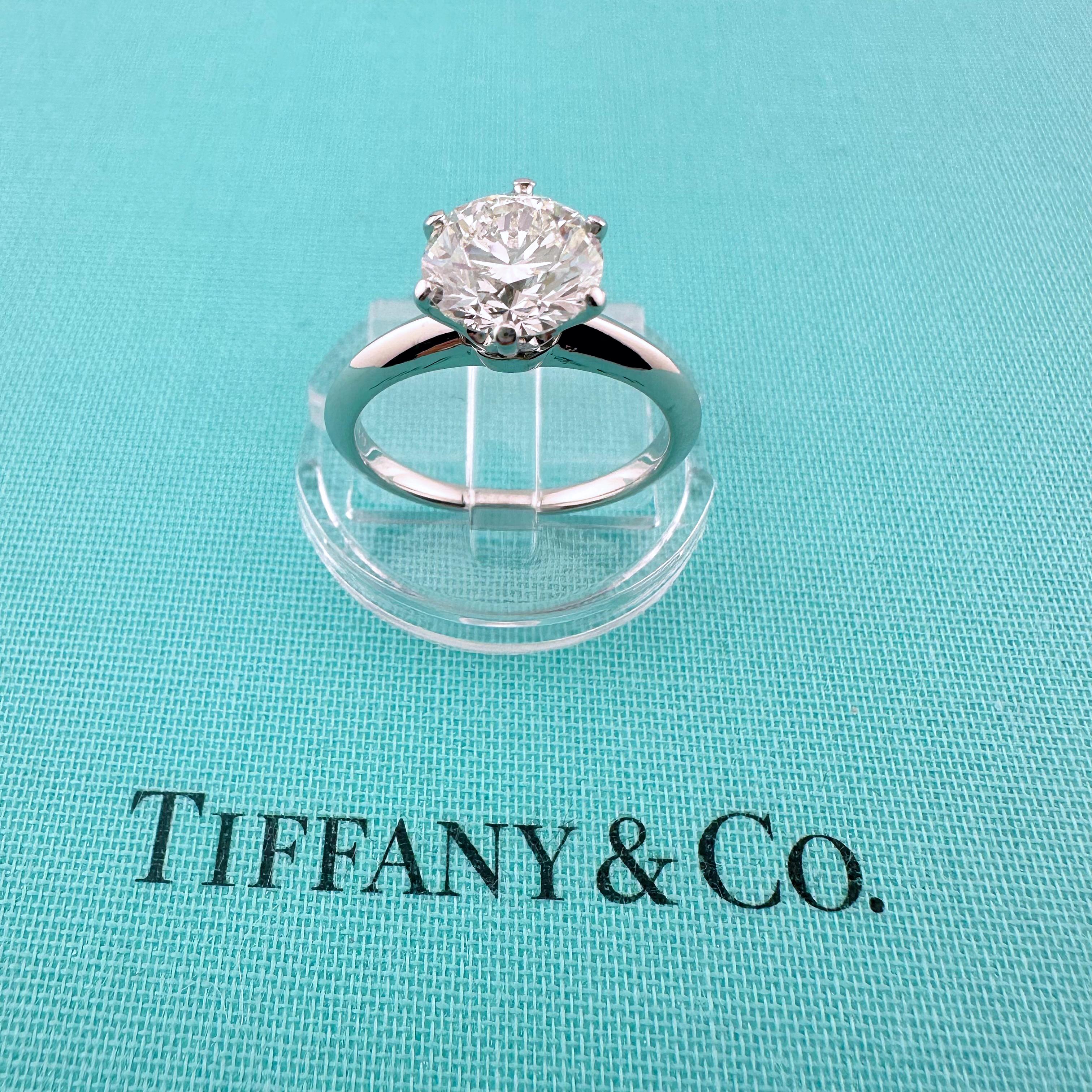 Tiffany & Co Platinum Engagement Ring Round Diamond Solitaire 1.64 cts I VVS1 For Sale 8