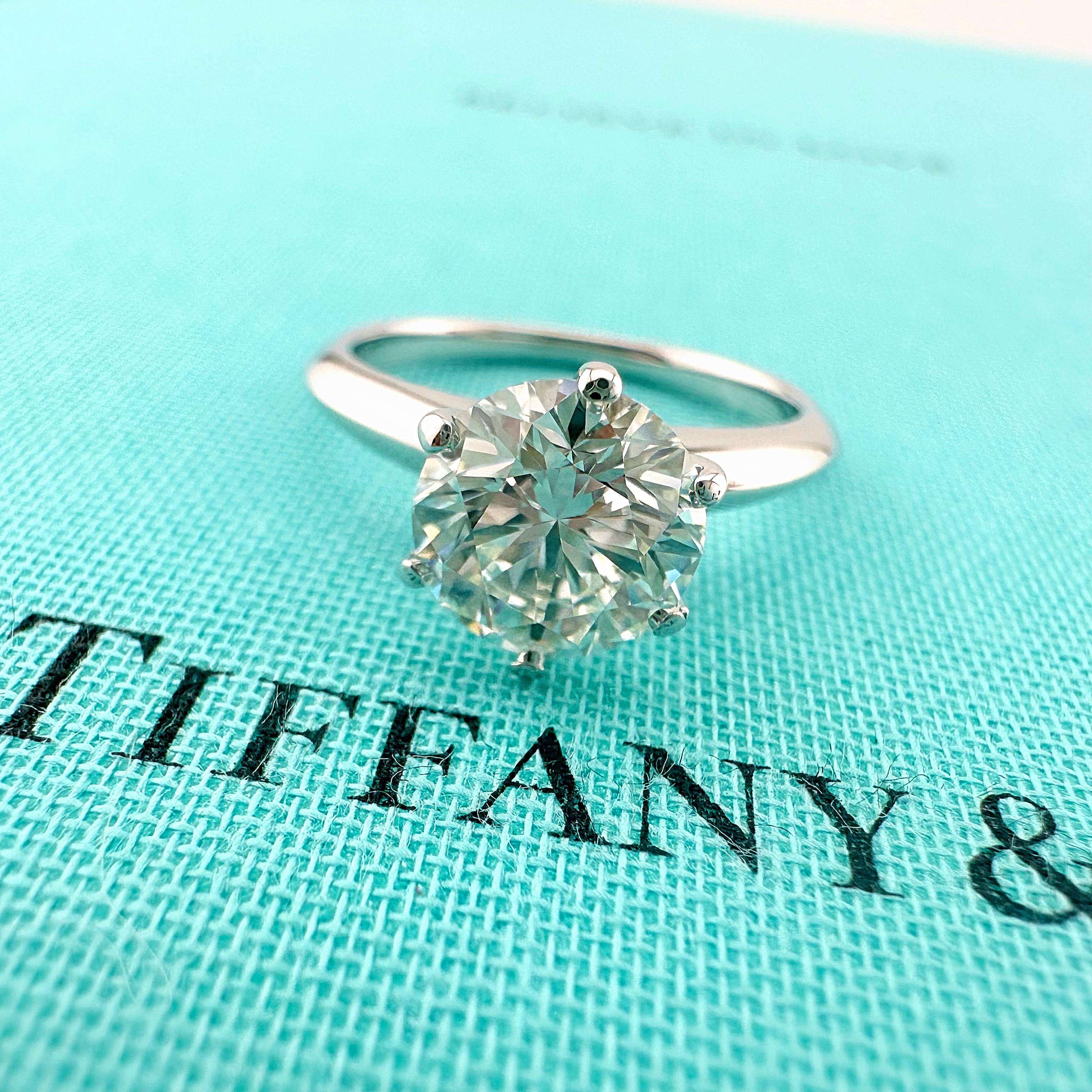 Tiffany & Co Platinum Engagement Ring Round Diamond Solitaire 1.64 cts I VVS1 For Sale 10