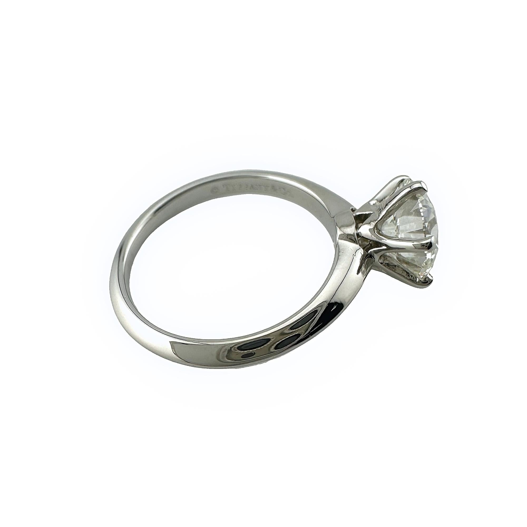 Round Cut Tiffany & Co Platinum Engagement Ring Round Diamond Solitaire 1.64 cts I VVS1 For Sale