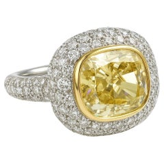 Tiffany & Co. Anello di fidanzamento in platino con diamante giallo intenso Fancy