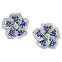 TIFFANY & CO. Platinum Flower Earrings with Sapphire and Diamond