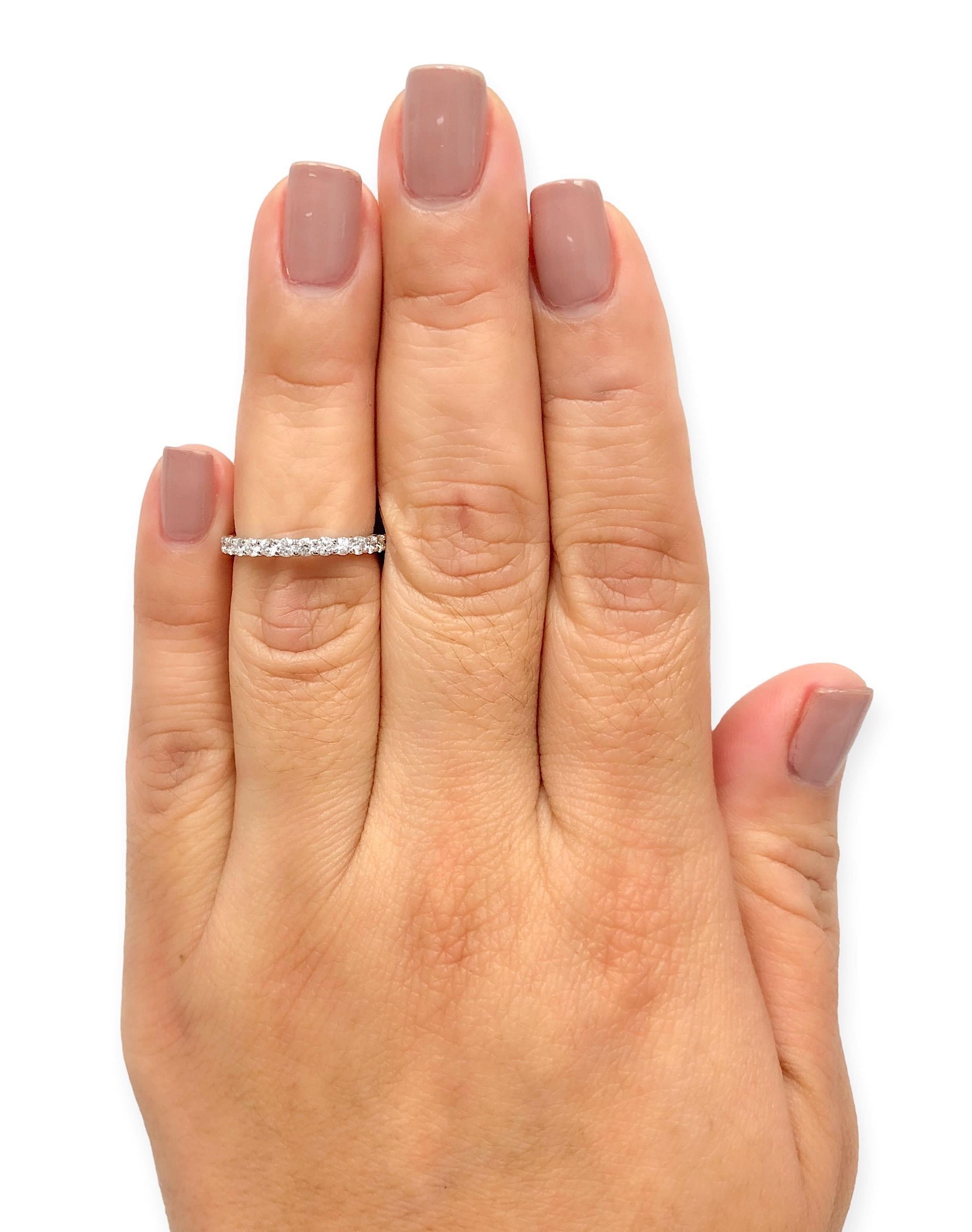 Tiffany & Co. Anneau en platine Forever Full Circle Diamond Ring .85ct Taille 5 Excellent état - En vente à New York, NY