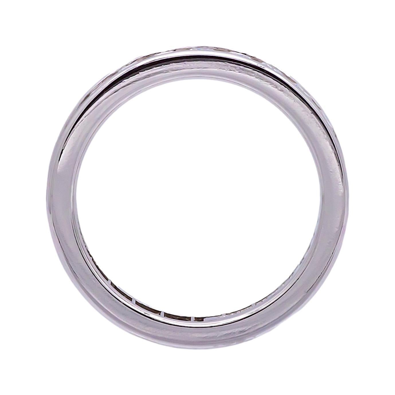 Tiffany & Co Anillo Eternidad Diamante Círculo Completo Platino .93 Cts Ttl Sz en Excelente Estado en New York, NY